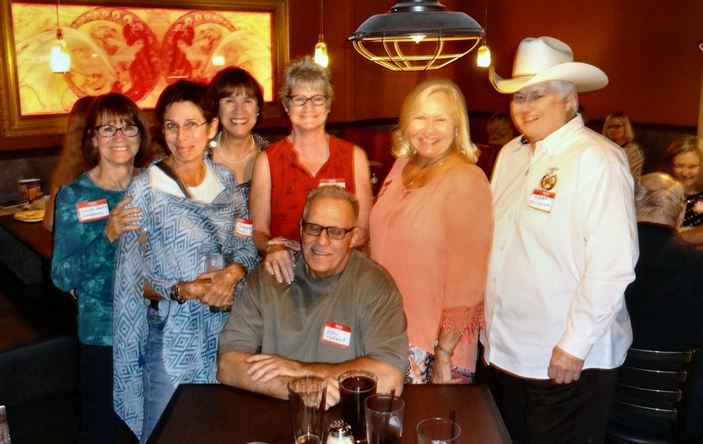 Totally out of focus - Louise, Pat, Nancy, Jeanie, Patty, Claire and Hal